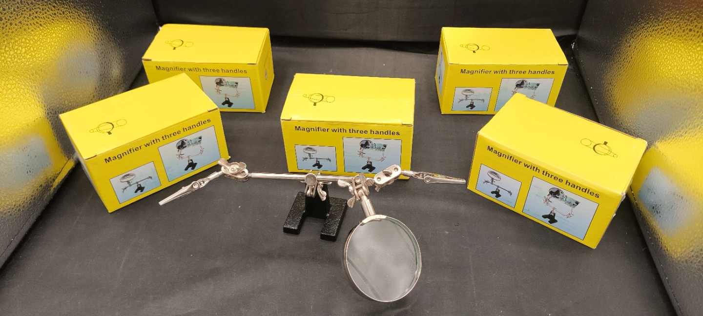 Third Hand Magnifying Glass Holder with Alligator Clips - photo 3
