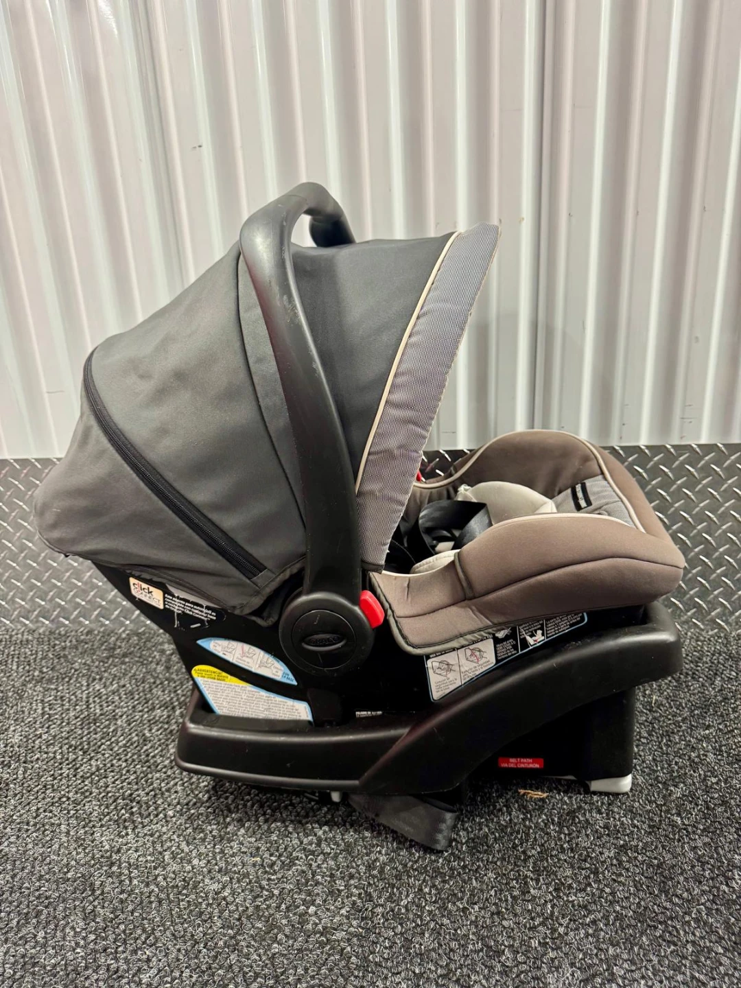 Graco SnugRide Infant Car Seat and Base - photo 2