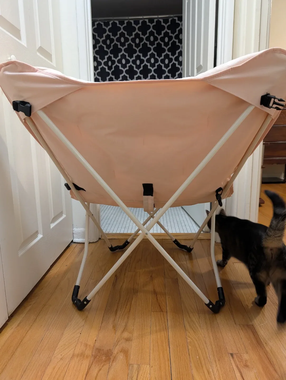 Light Pink Butterfly Chair - photo 2