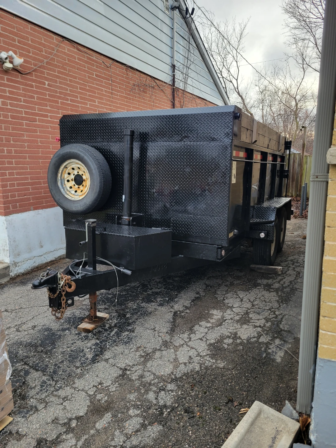 Dump trailers for bins - photo 3