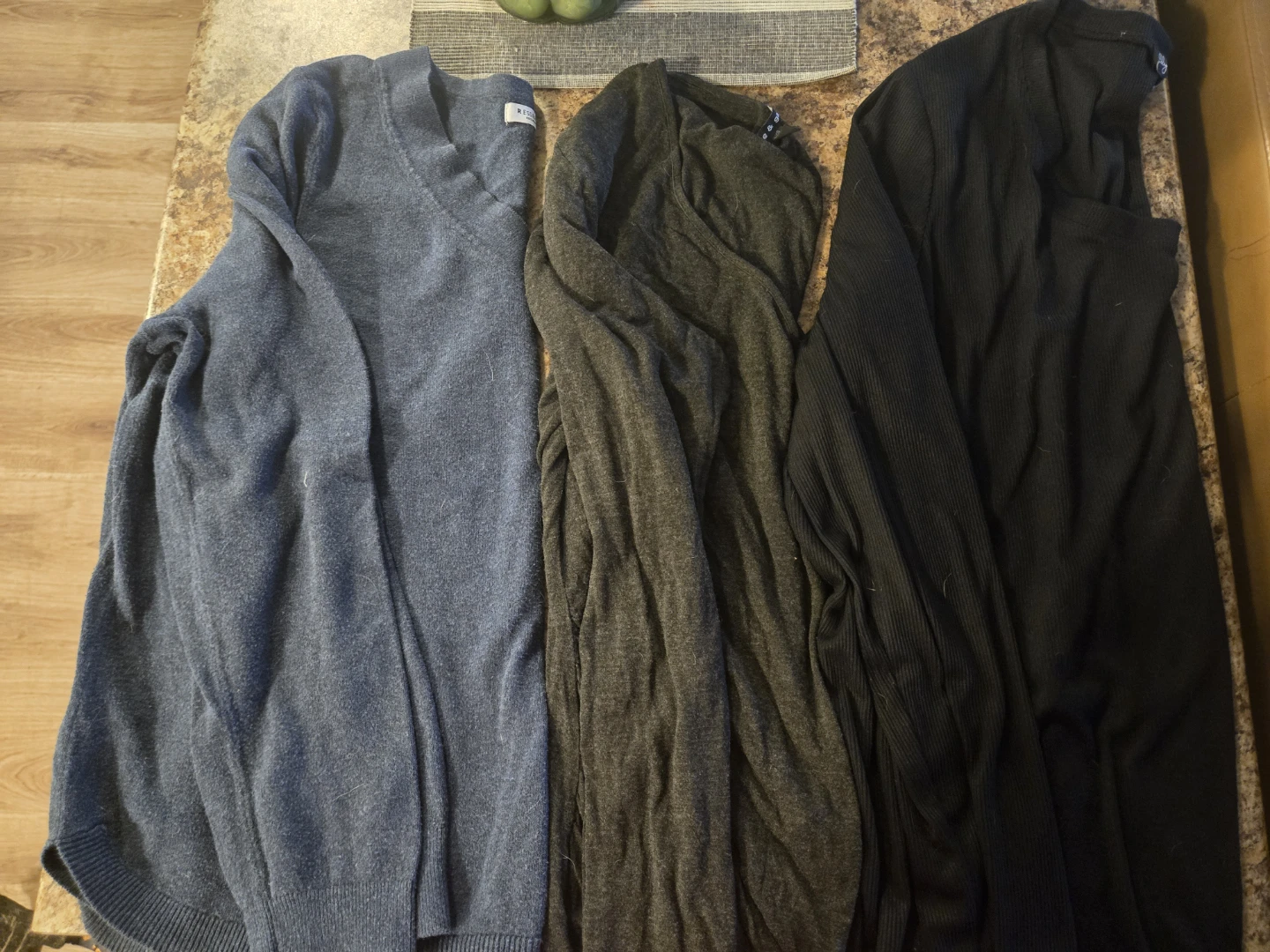Women's Clothing ,size large Tops & Leggings - photo 4