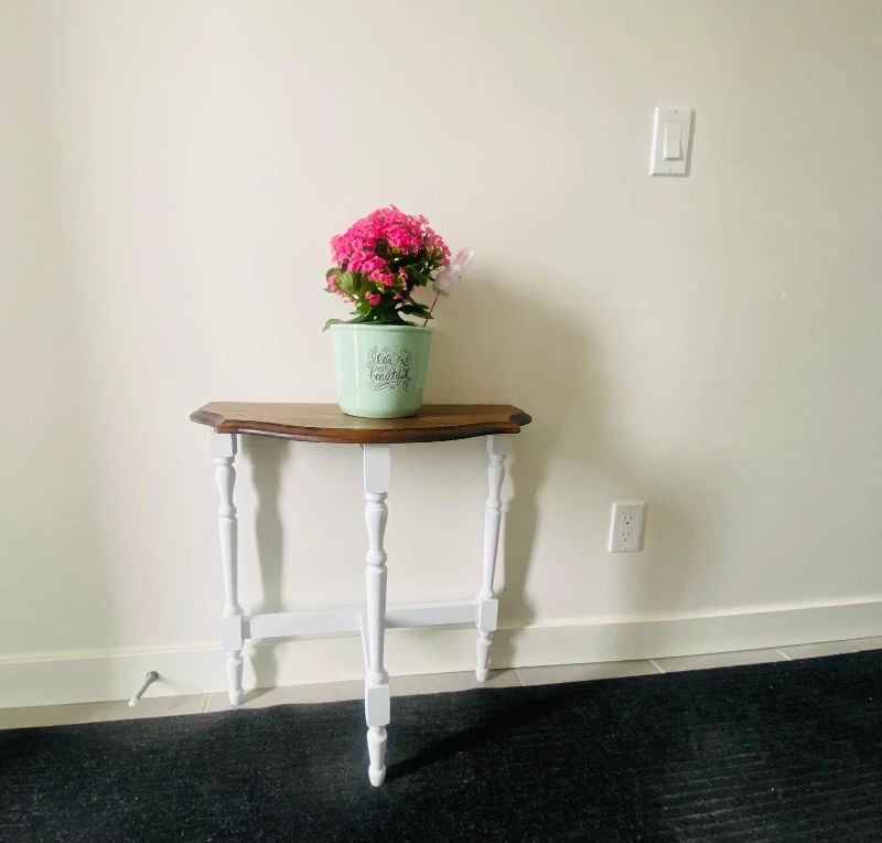 Half-moon Console Table - Wood Top & White Legs