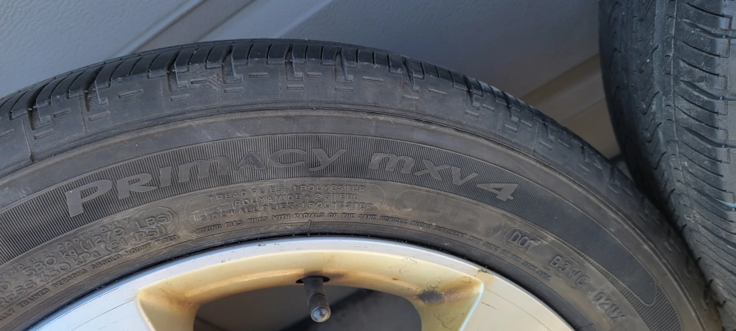 Michelin Primacy MXV4 205 55 16 aluminum rims - photo 3