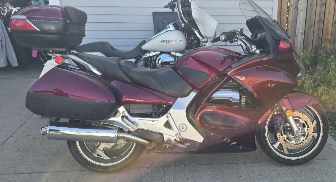 Honda ST1300 Motorcycle