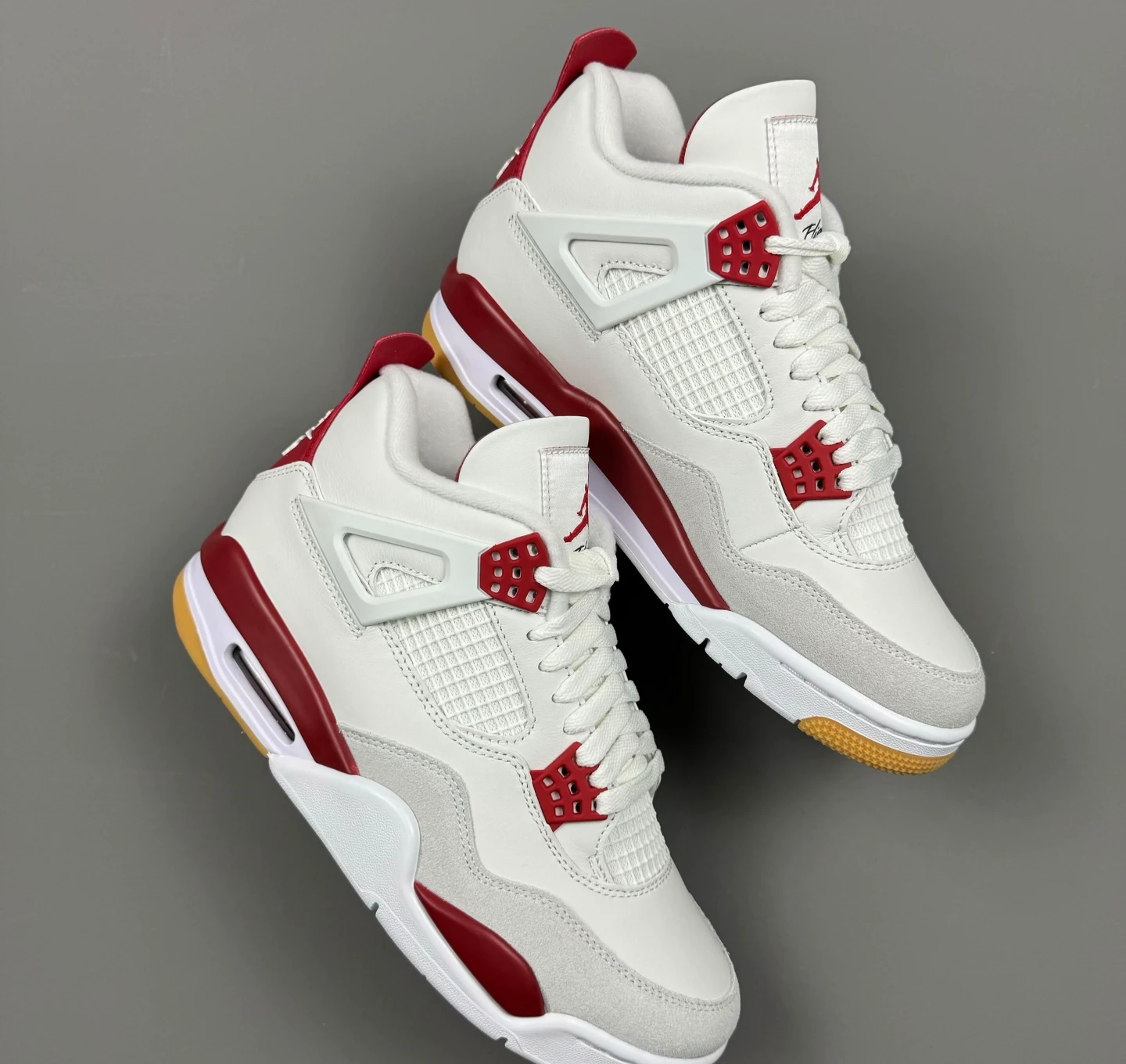 Air Jordan 4 Retro