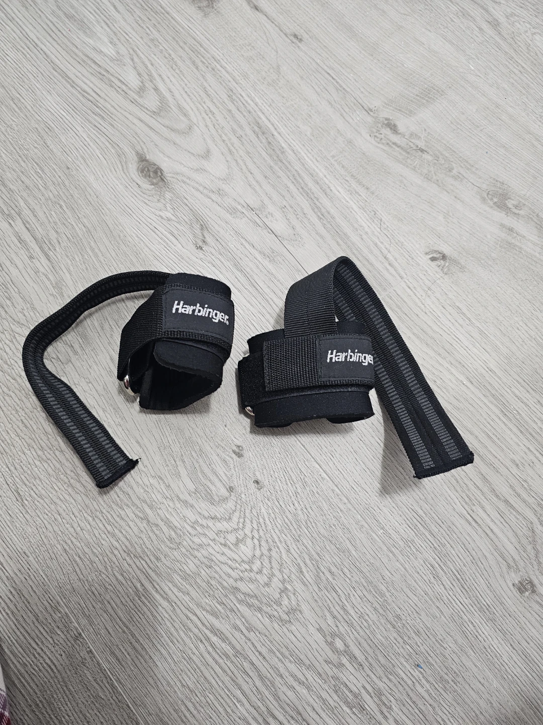 2 Harbinger Weight Lifting Straps