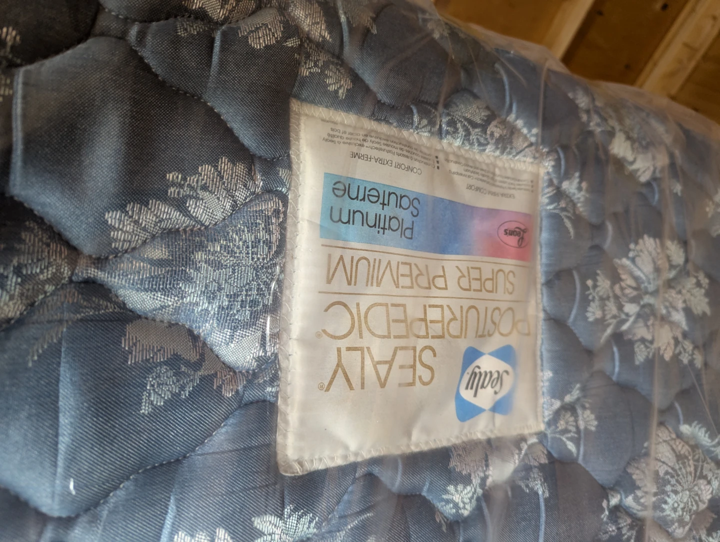Queen size bed Sealy  Super Premium Mattress - photo 3