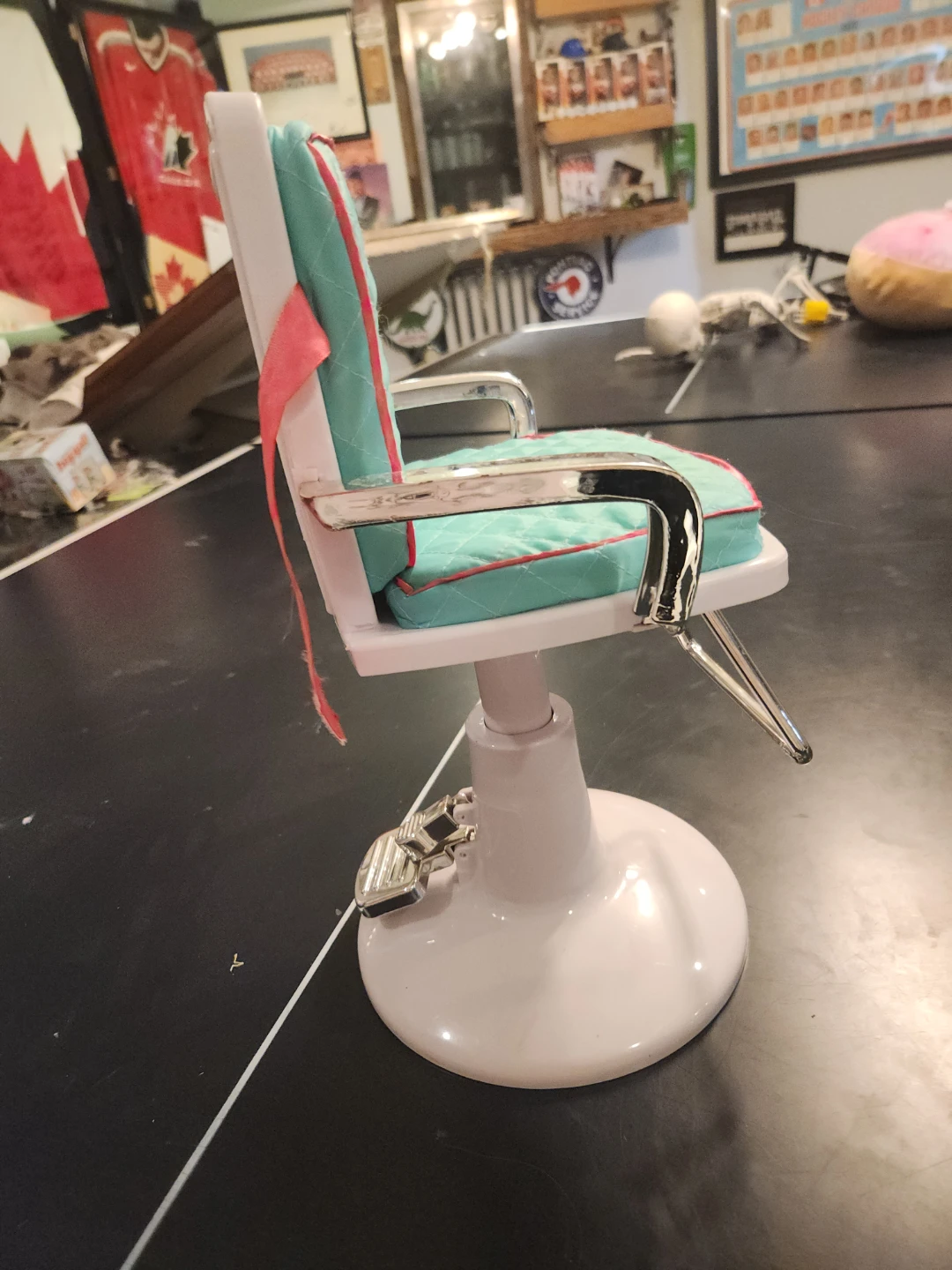 Kids Barber Chair Toy - photo 4