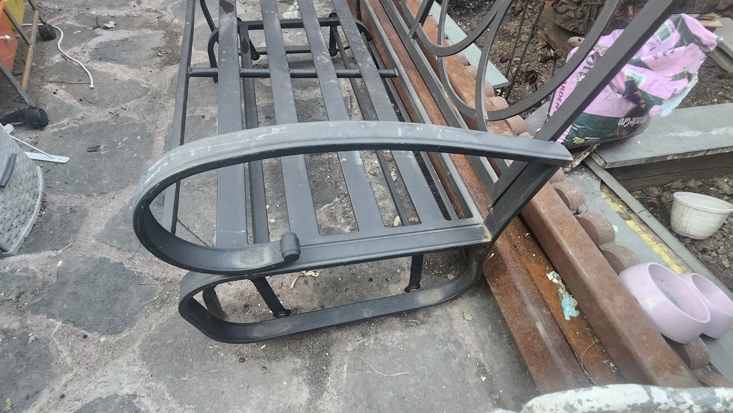 Metal Outdoor Bench - photo 4