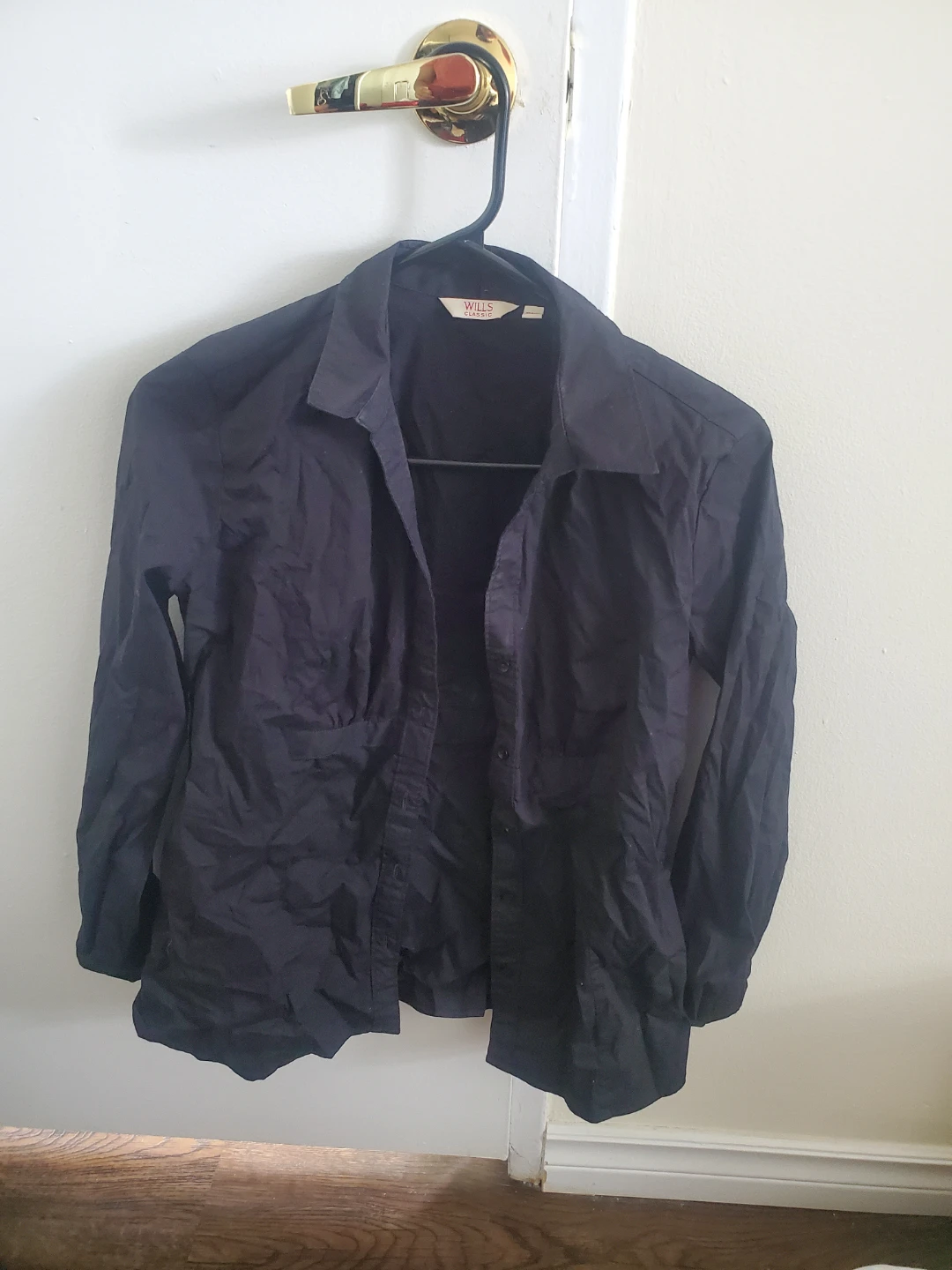 Wills Classic Black Button-Up Shirt - Size L