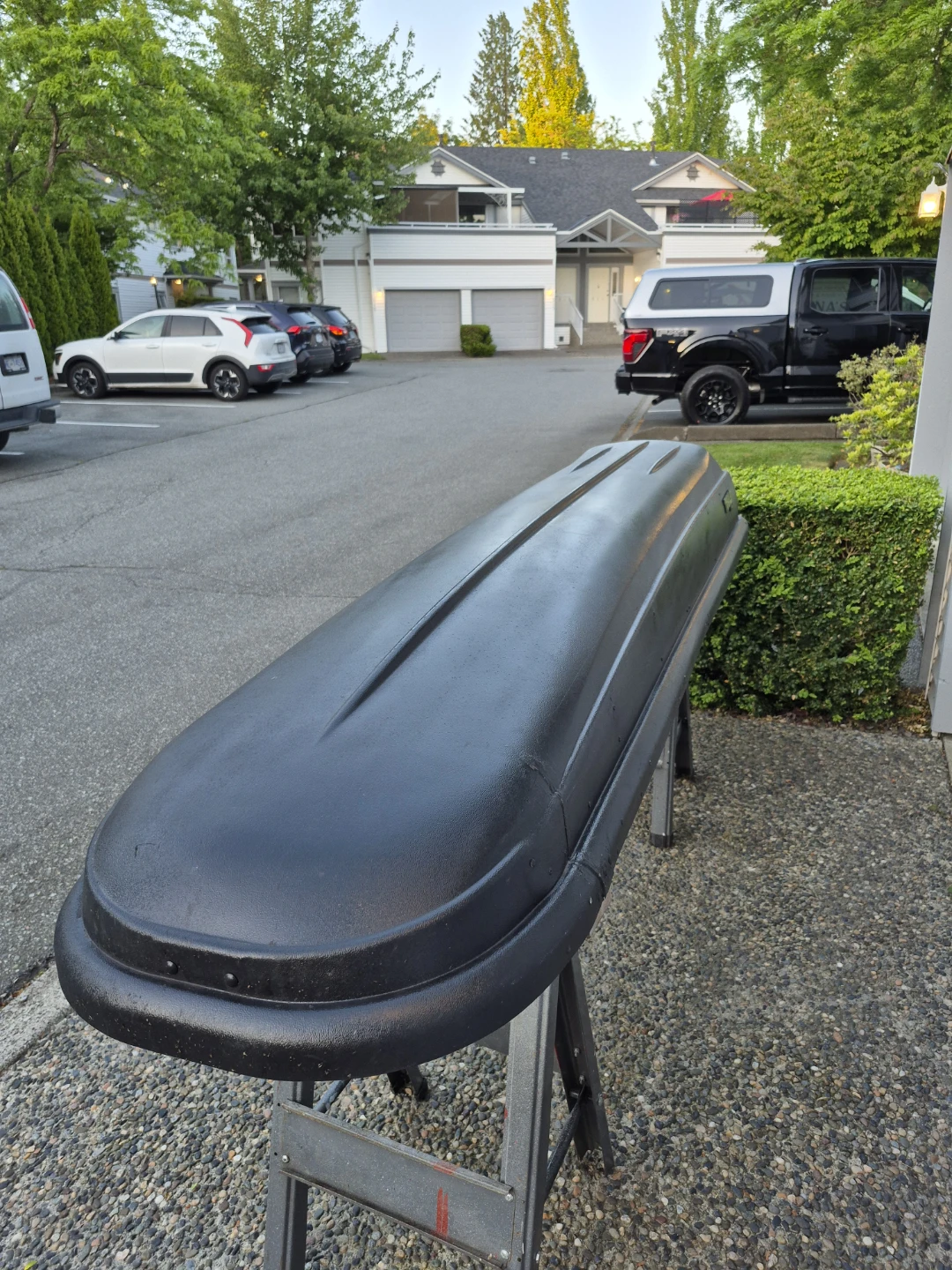 Thule Frontier car top storage unit - photo 5