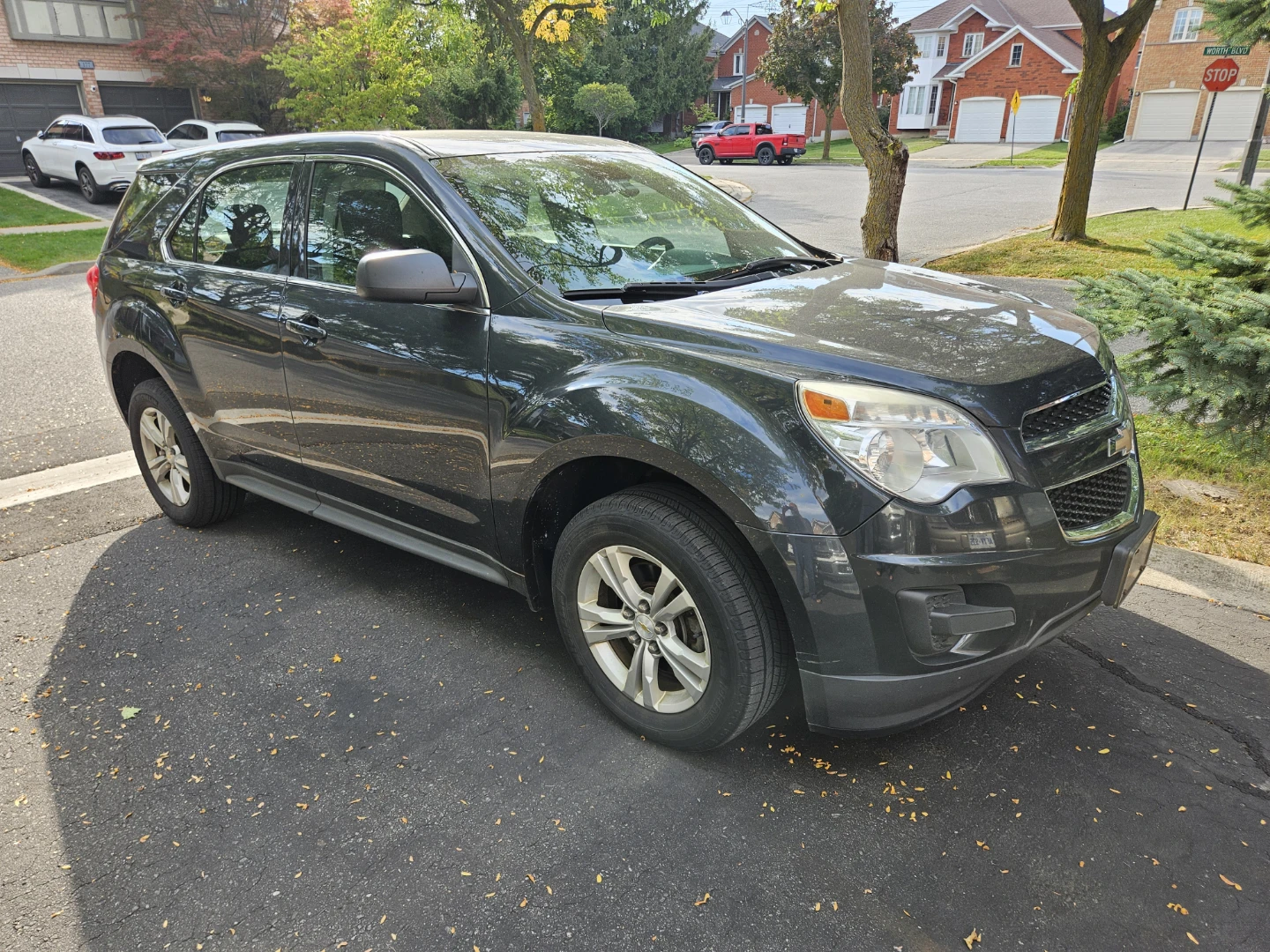 Chevrolet Equinox SUV - photo 2