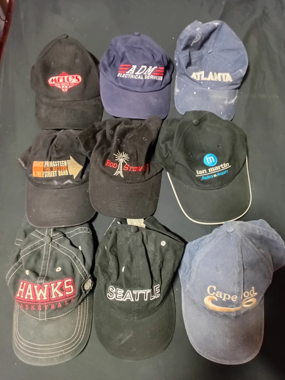 Lot of 9 Assorted Baseball Caps - photo 2