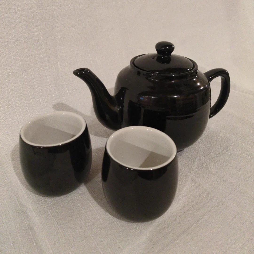 Black Teapot and Two Cups Set - photo 2