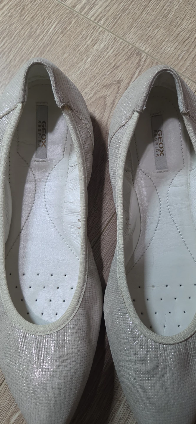 Geox Women's Ballet Flats - photo 2