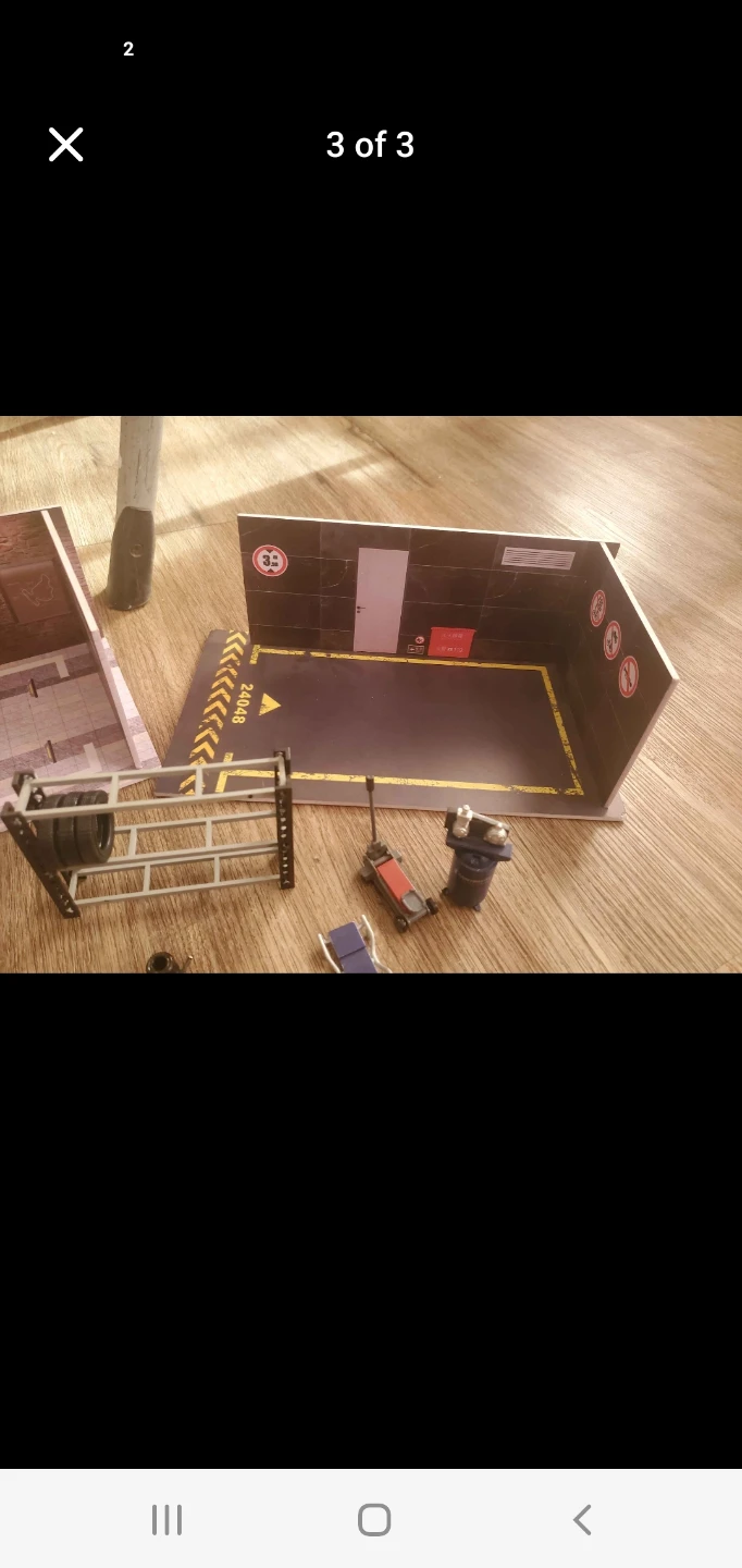 1/24 scale displays