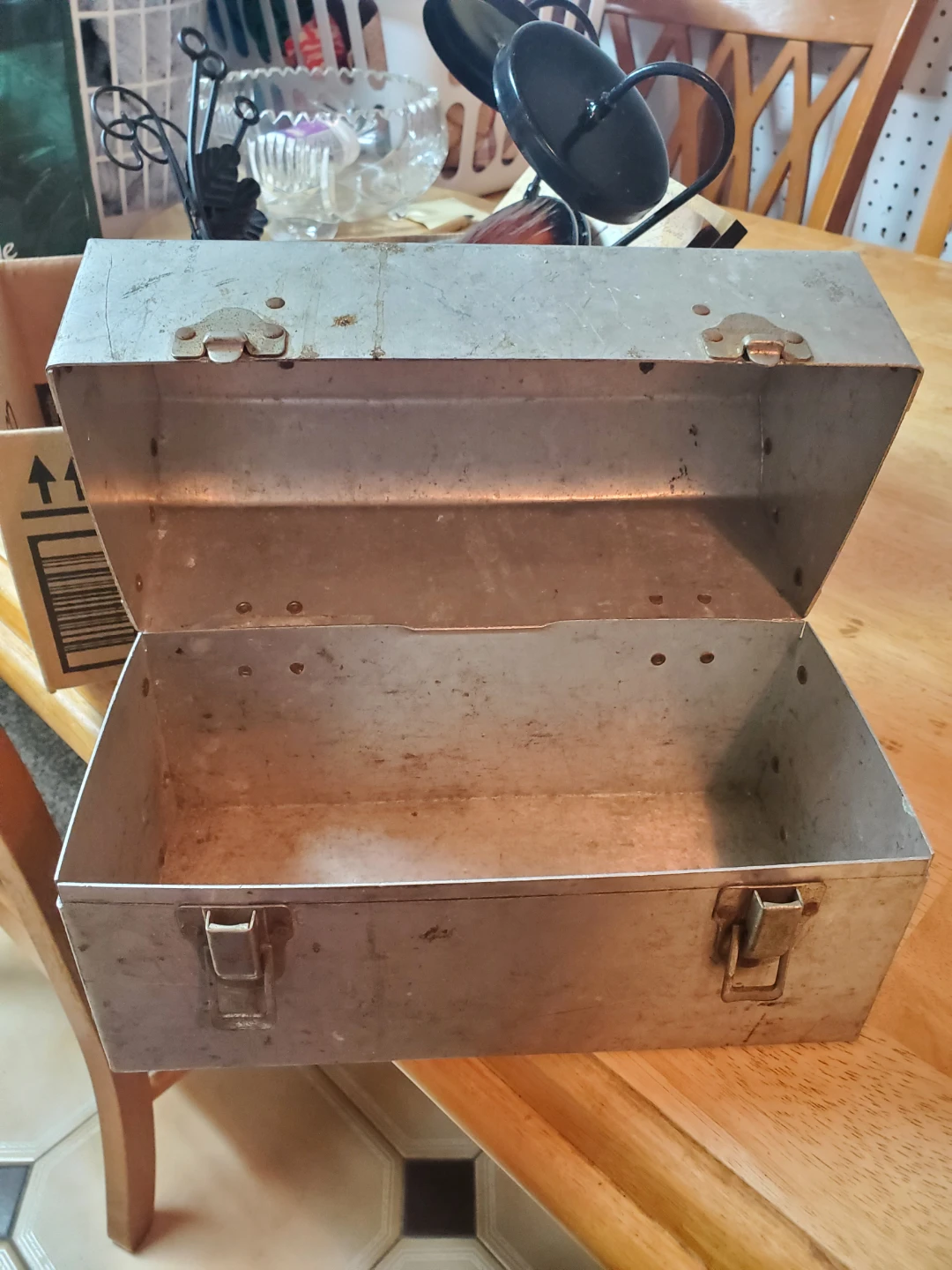 Vintage Metal Lunch Box / Tool Box - photo 2