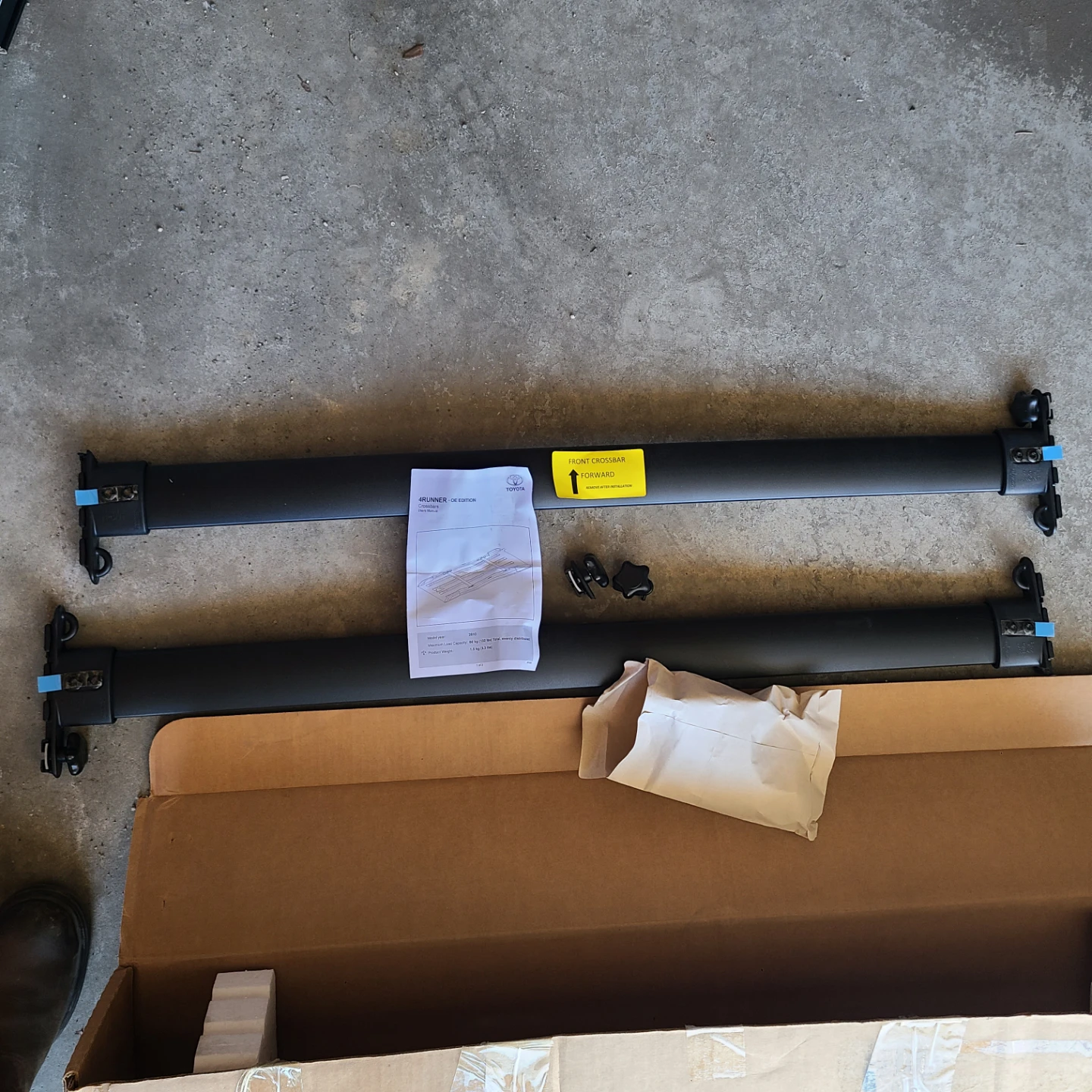 Toyota 4Runner OE Edition Crossbars