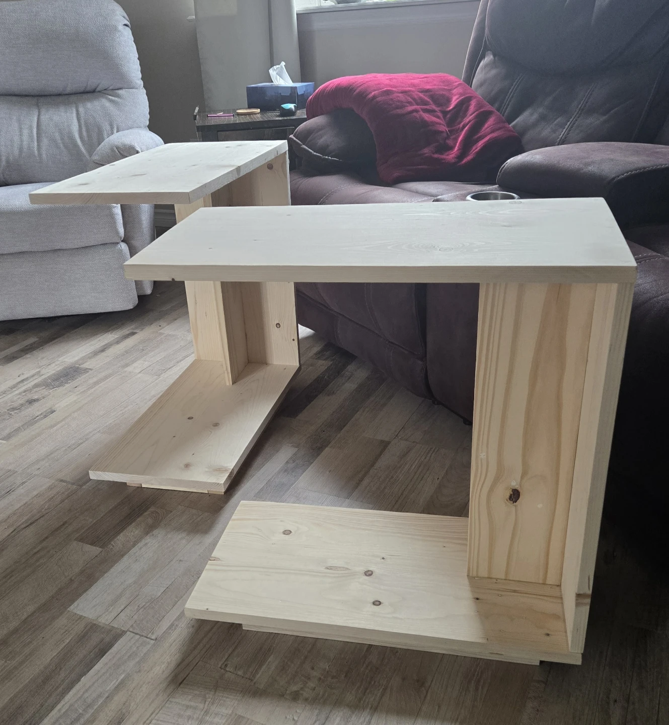 Pair of Pine C-Tables - photo 3