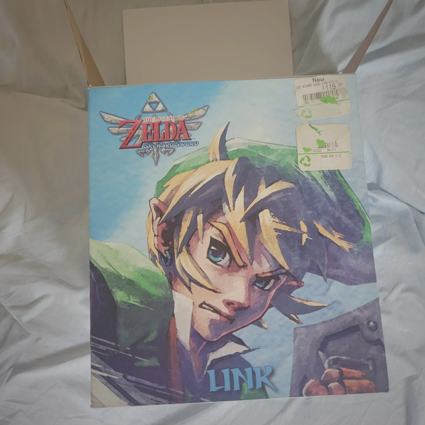 The Legend of Zelda Skyward Sword Link Statue - photo 2
