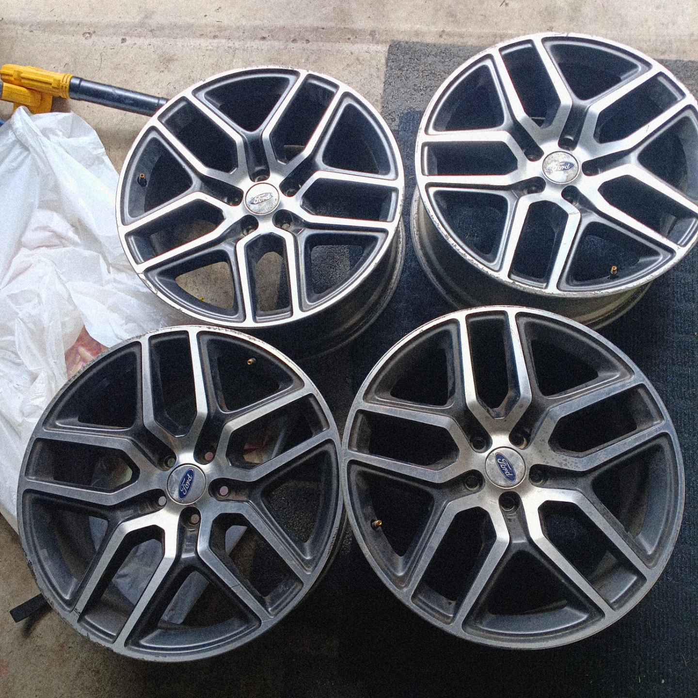 Ford Explorer Alloy Wheel set of 4