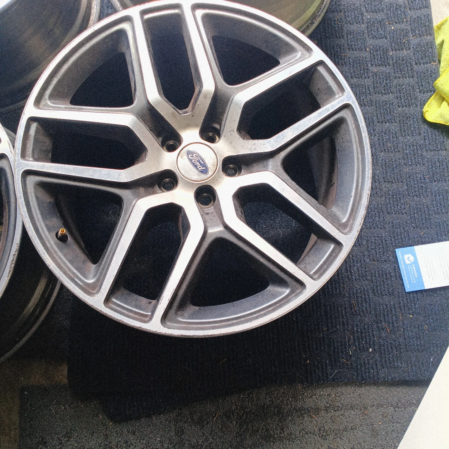 Ford Explorer Alloy Wheel set of 4 - photo 3