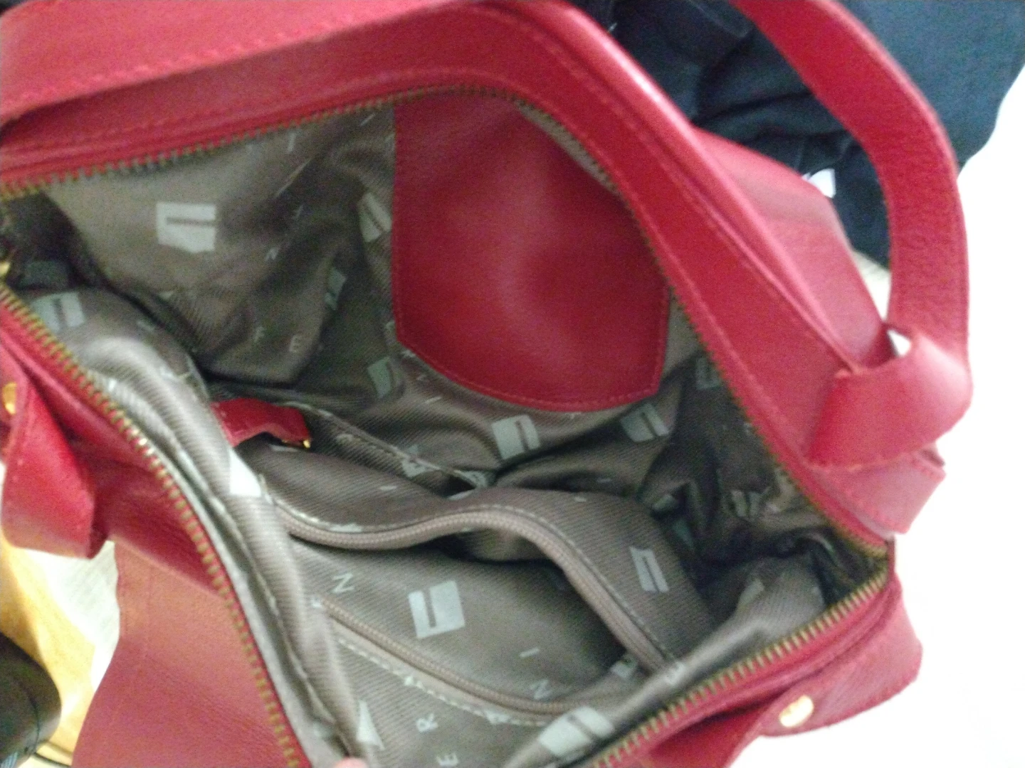 Red Leather Handbag - photo 3