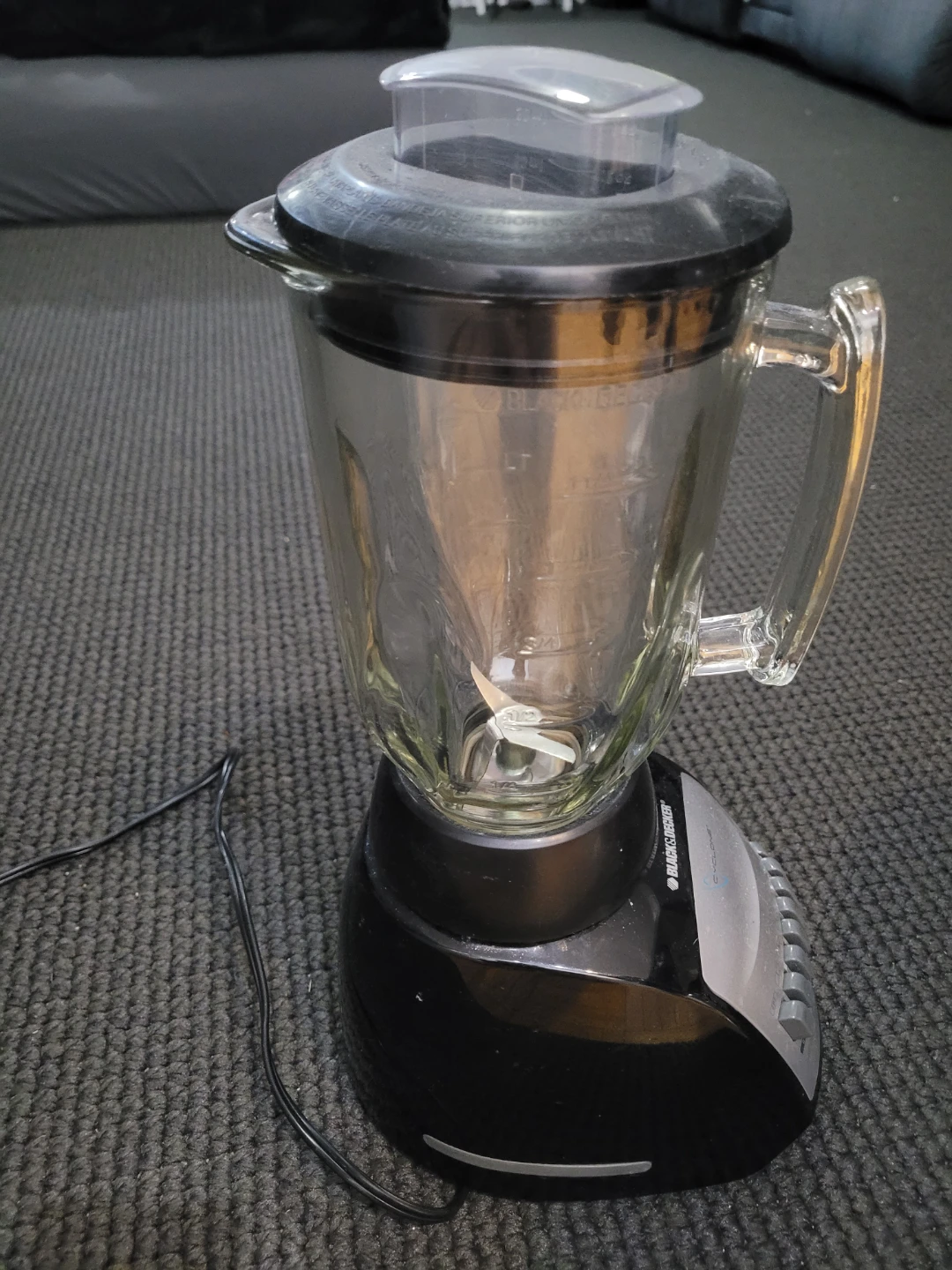 Black & Decker Cyclone Blender - photo 4