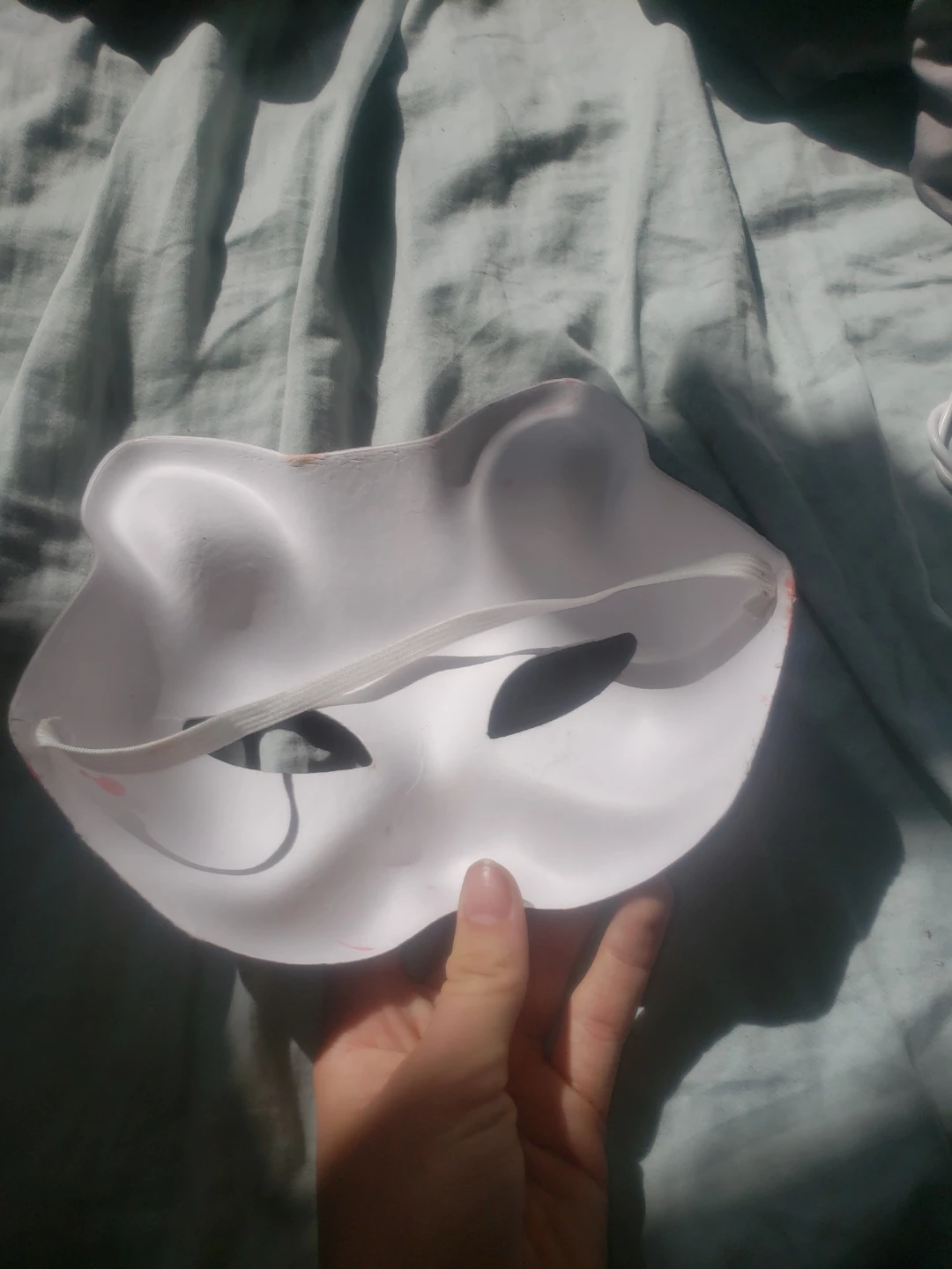 Cat mask with stained designs - photo 4