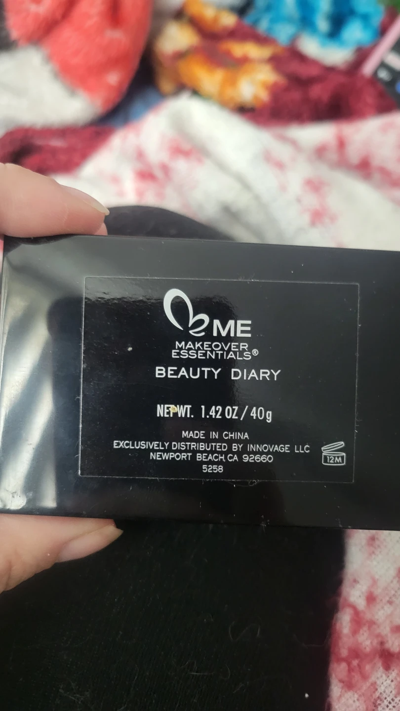 MAKEover ESSENTIALS Beauty Diary Makeup Palette - photo 4