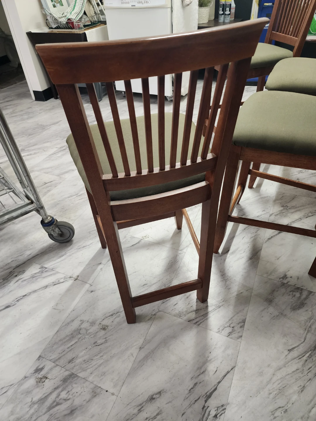 Set of 4 Wooden Bar Stools with Green Upholstery - photo 2
