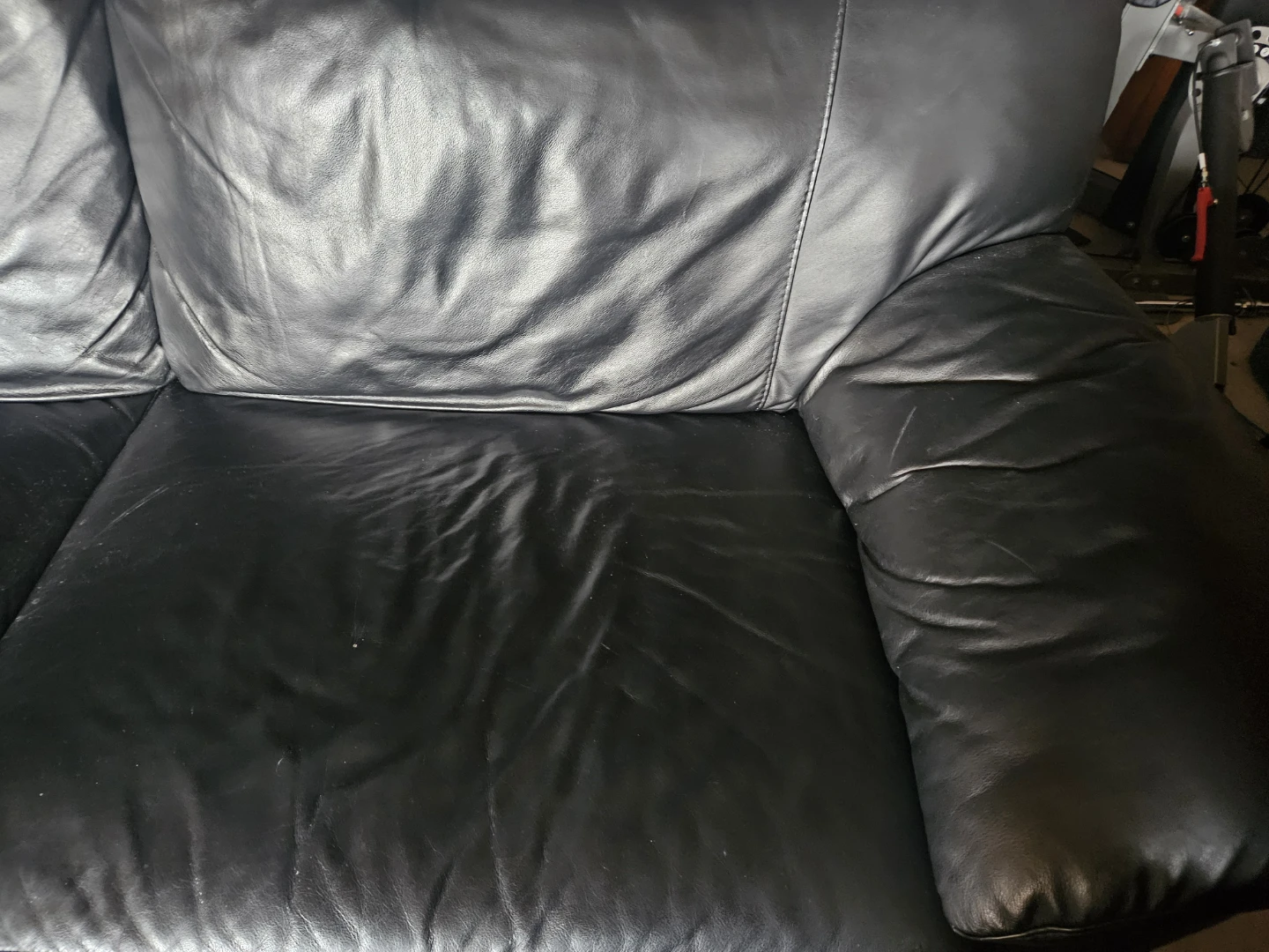Cream/ Black Leather Sofas - photo 5