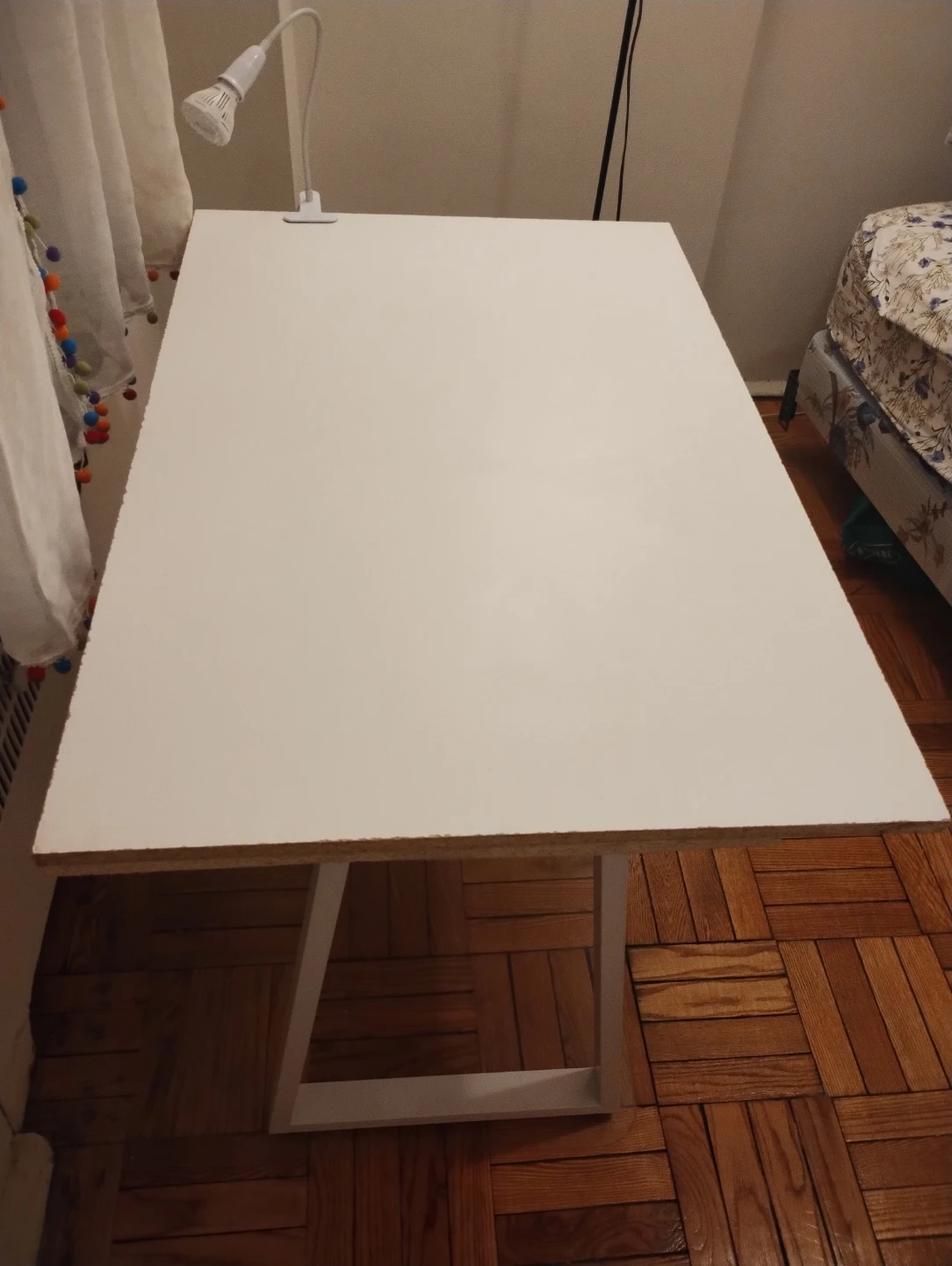 White Table - photo 3