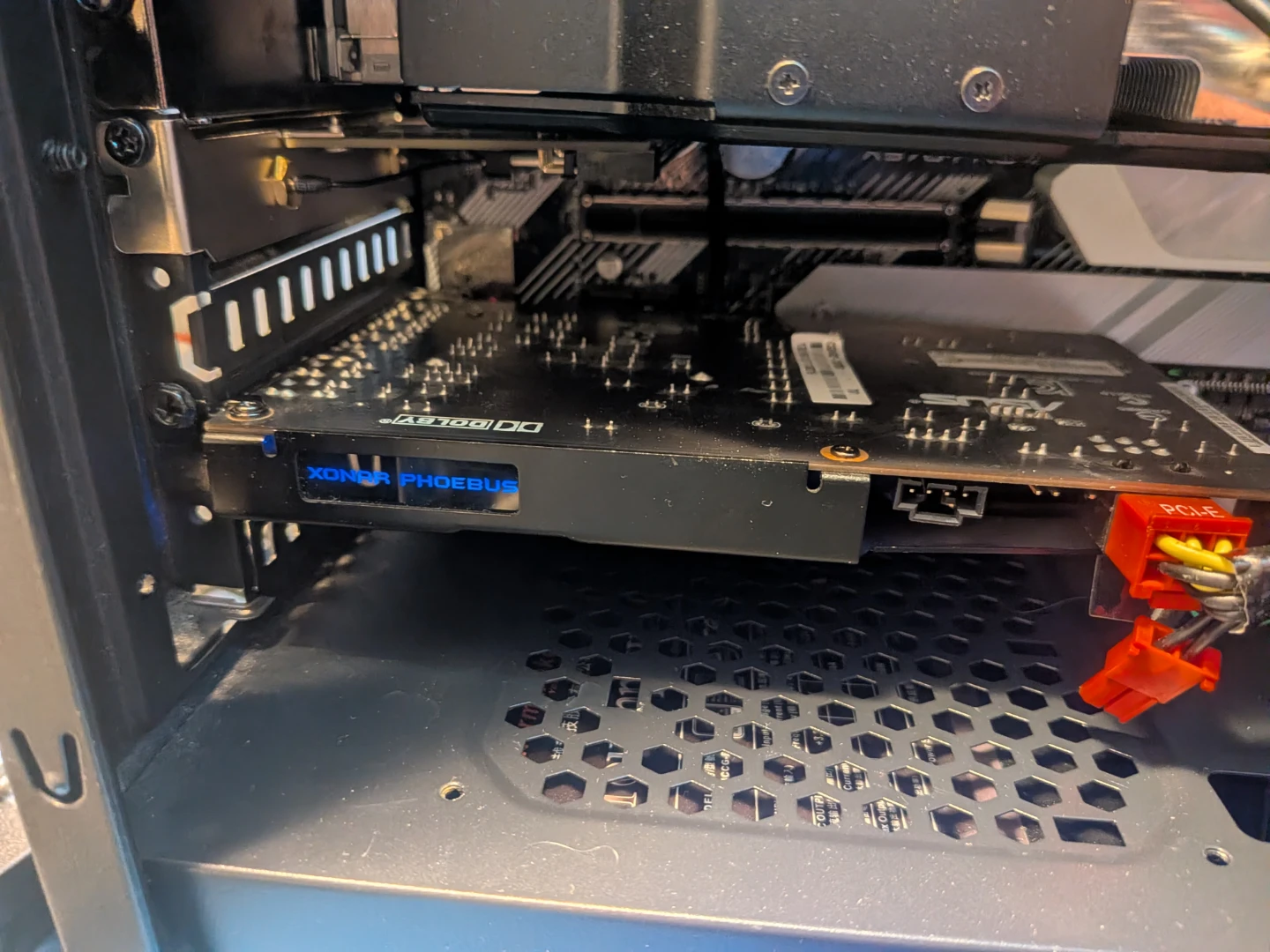 Custom Gaming PC- 2TB SSD, AM4 Ryzen, and extras - photo 4