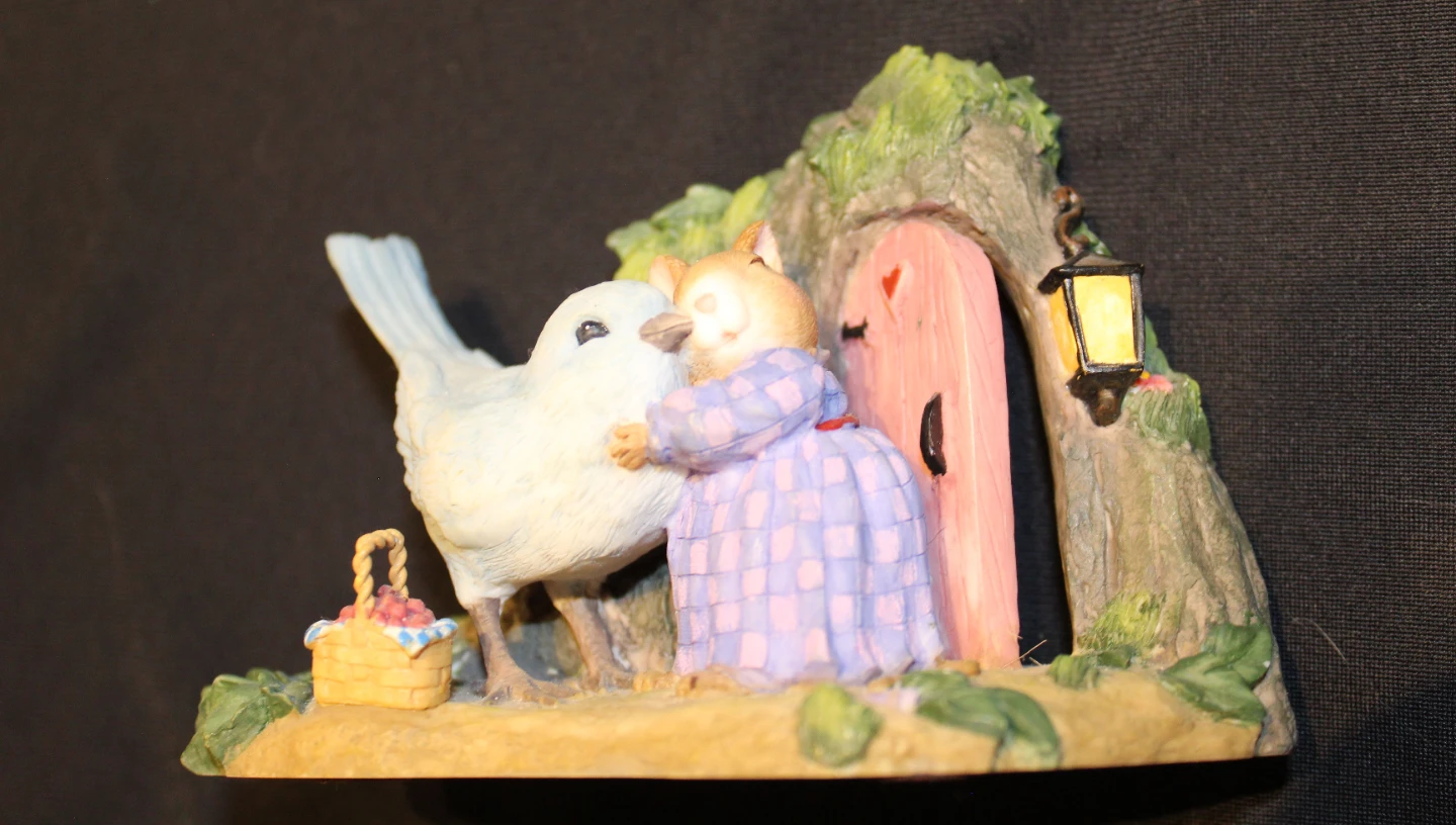 Holly Pond Hill "A True Friend Is A Forever Friend" Figurine - photo 5