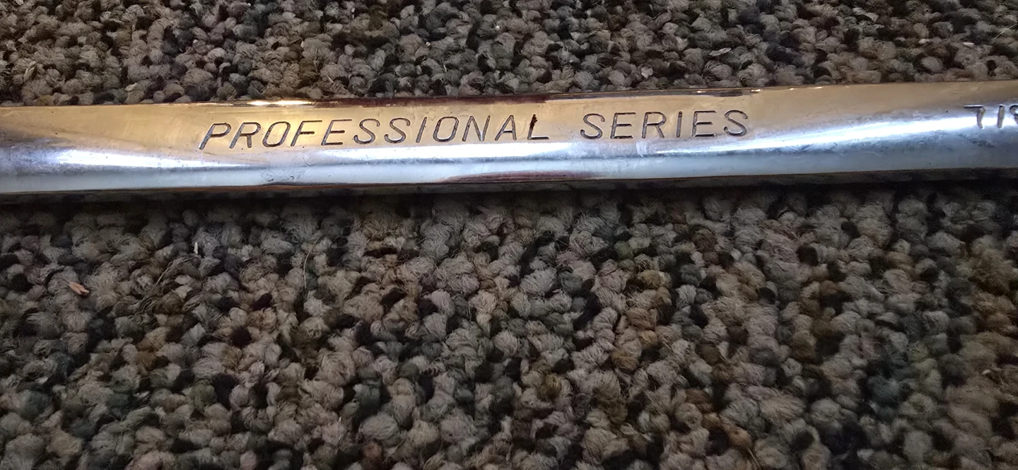 Professional Series Wrench Set - photo 3