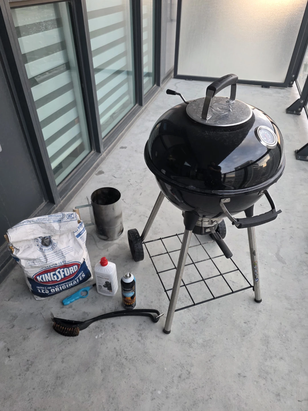 Napoleon Charcoal BBQ Kettle Grill Set