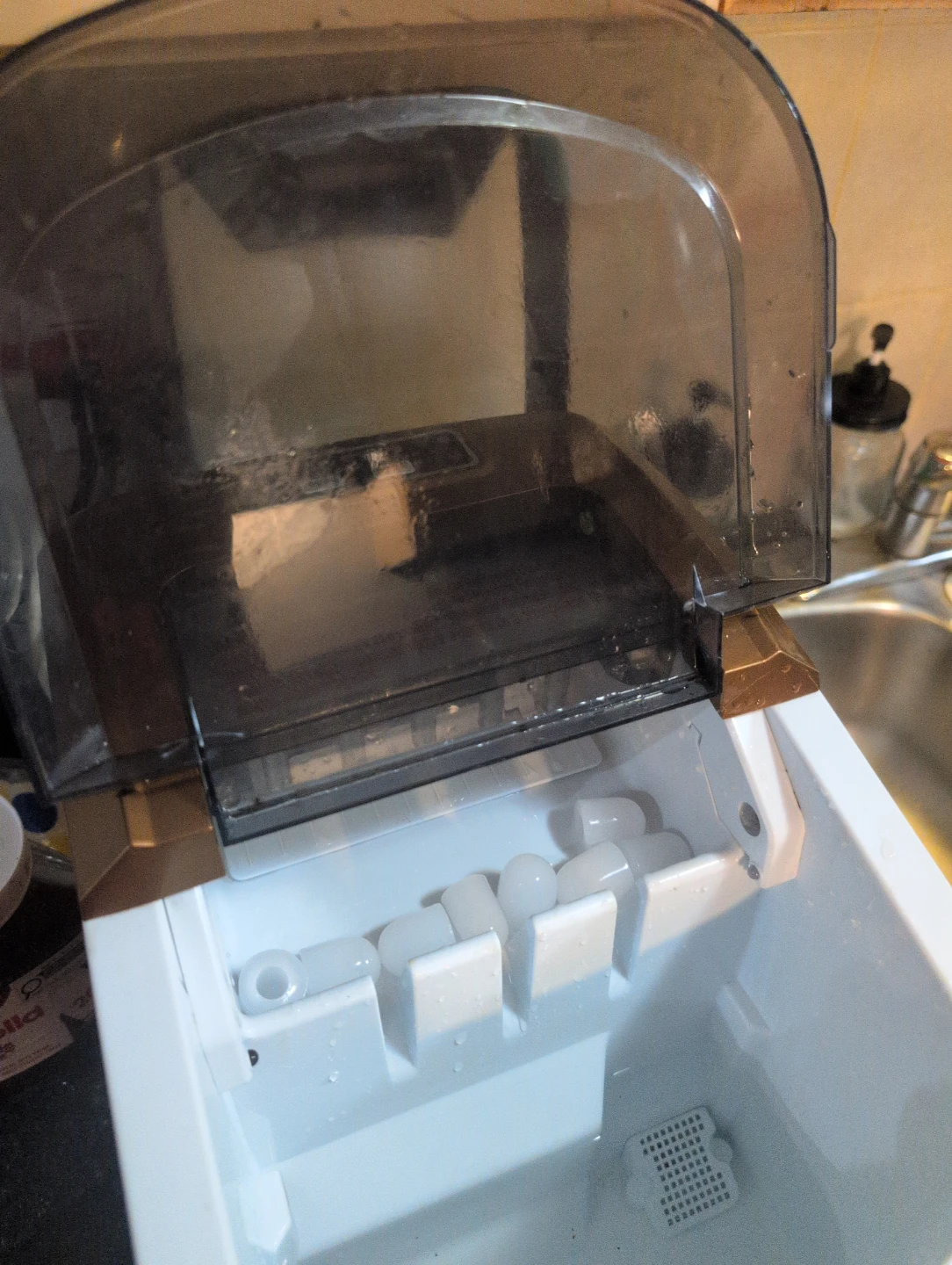 Portable Ice Maker - Brown