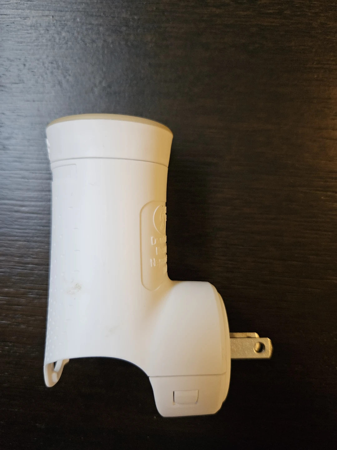 Glade plug-in scented oil warmer - photo 2