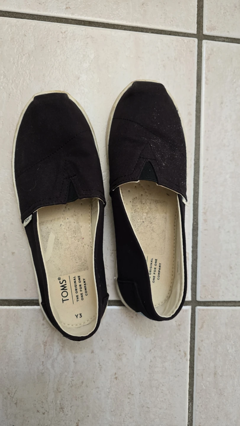 TOMS Black Canvas Slip-On Shoes - Youth Size Y3 - photo 3