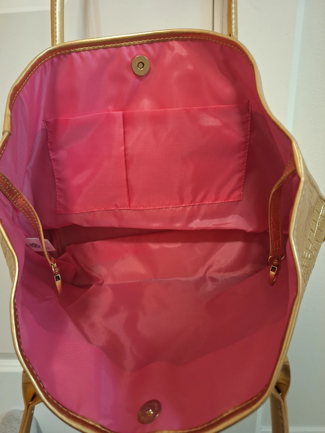Fornarina Gold Crocodile Embossed Tote Bag - photo 5