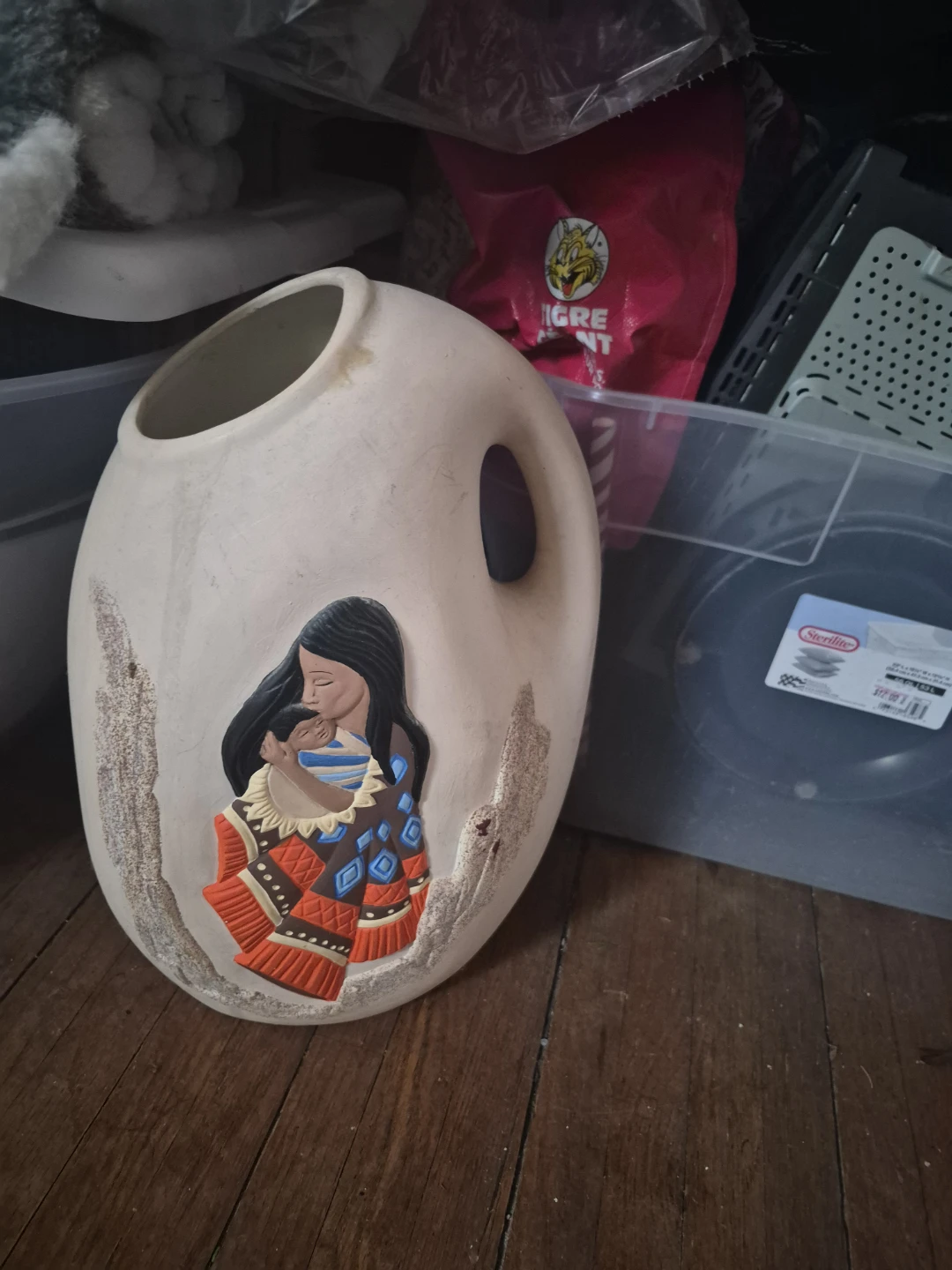 Decorative indigenous Vase with Mother and Child