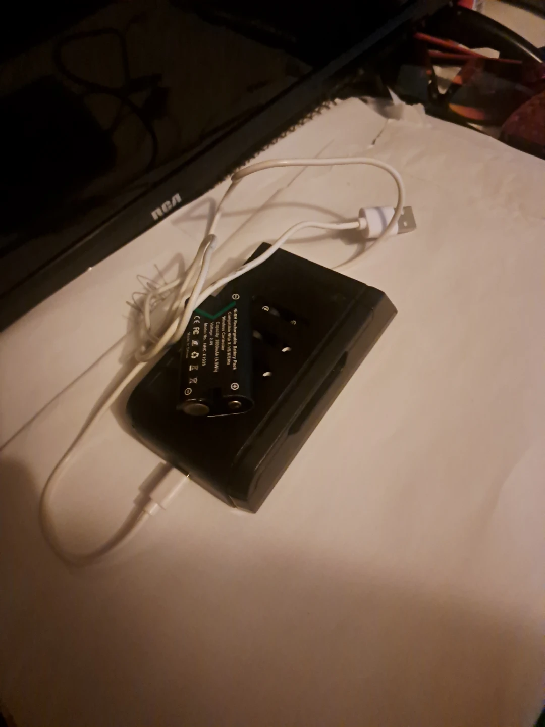 Dual Channel Xbox Battery Station + 3 Battery Packs 2600 MHz - photo 3