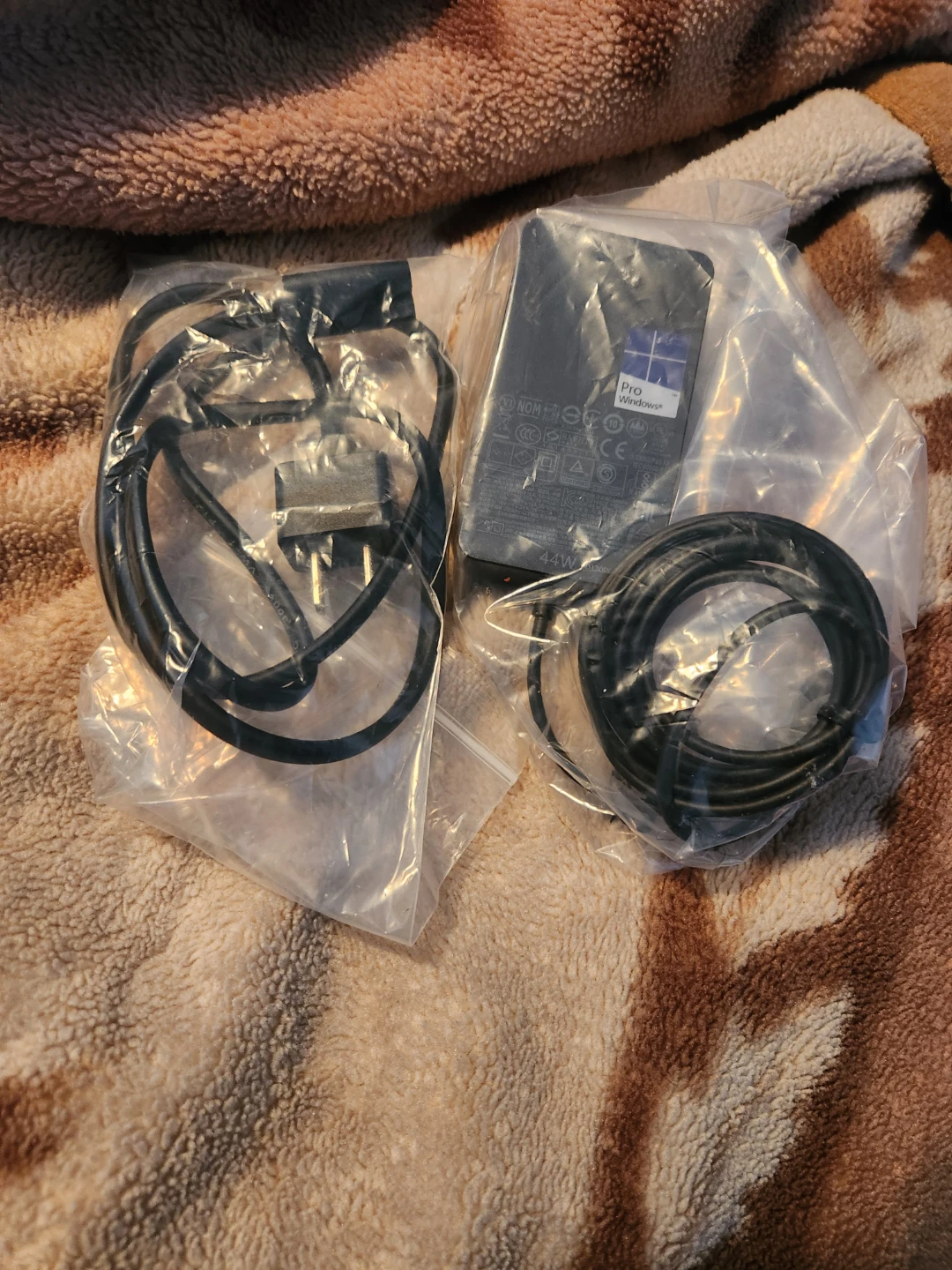Microsoft Surface Pro Power Adapter Charger
