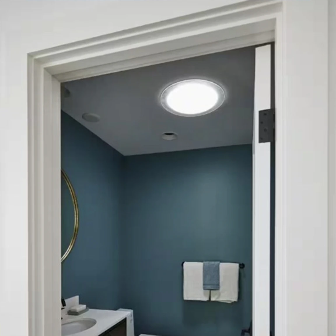 VELUX Energy Efficient Natural Light Tube Skylight (10 inches) - photo 3
