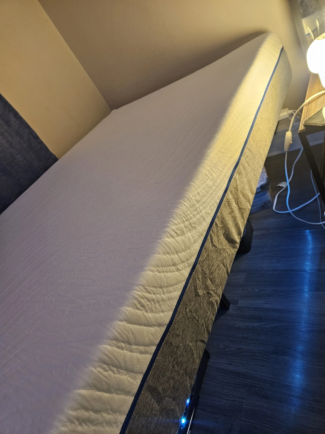 Twin Mattress 8" - photo 2