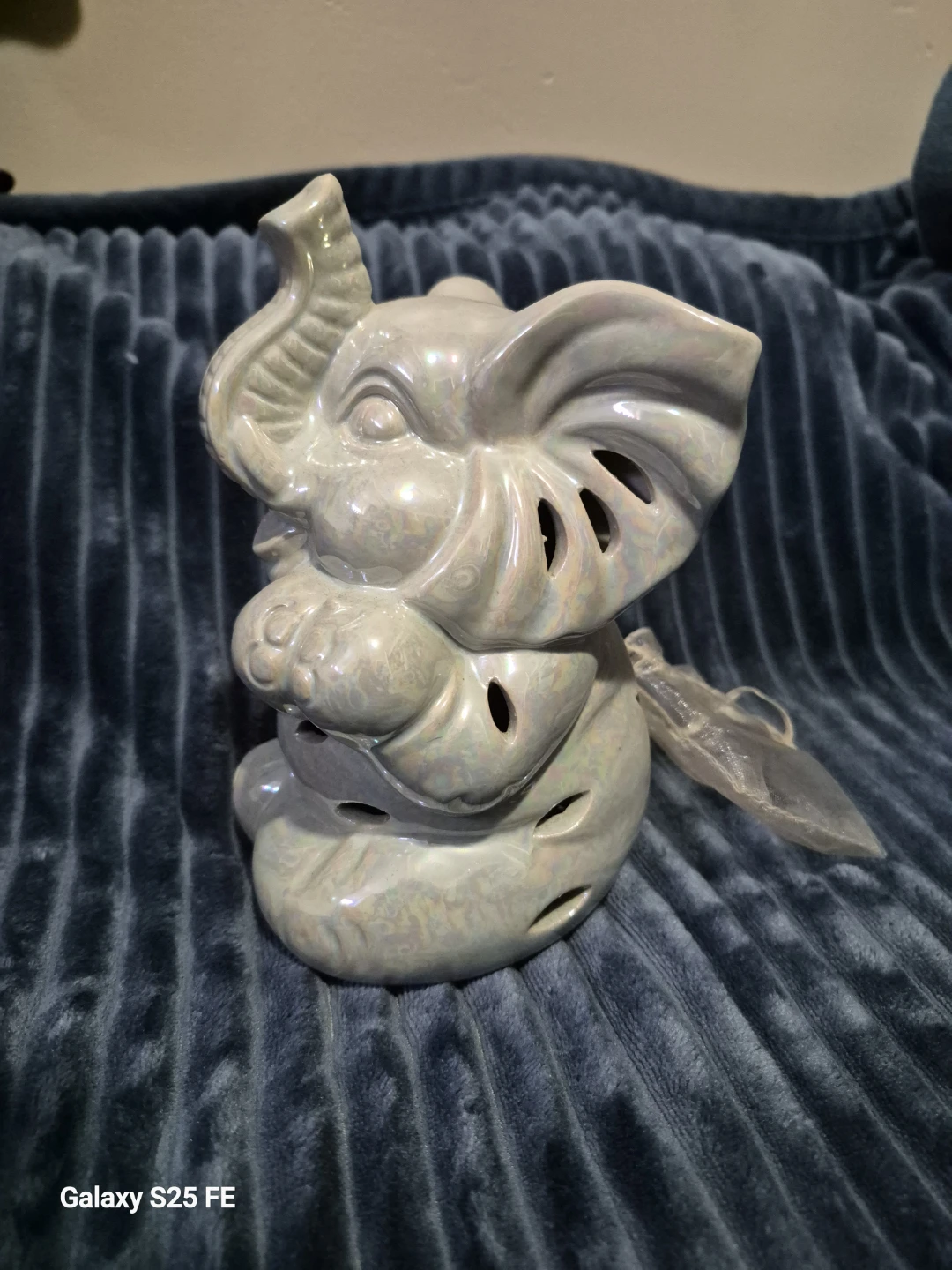 Ceramic Elephant potpourri holder - photo 4