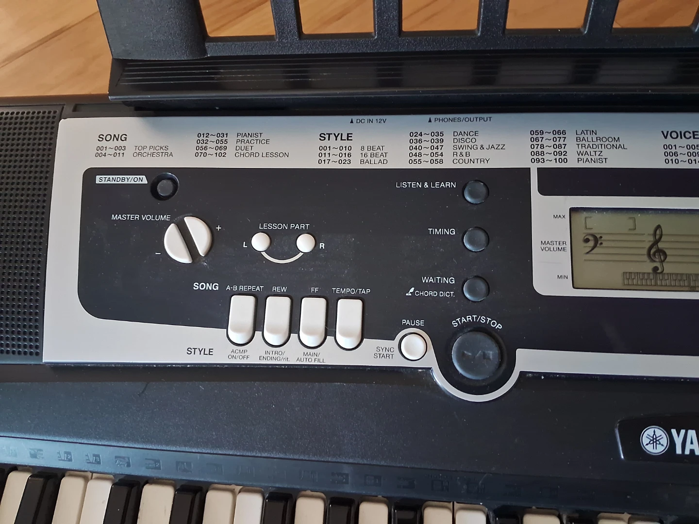 YAMAHA YPT-210 DIGITAL KEYBOARD - photo 2