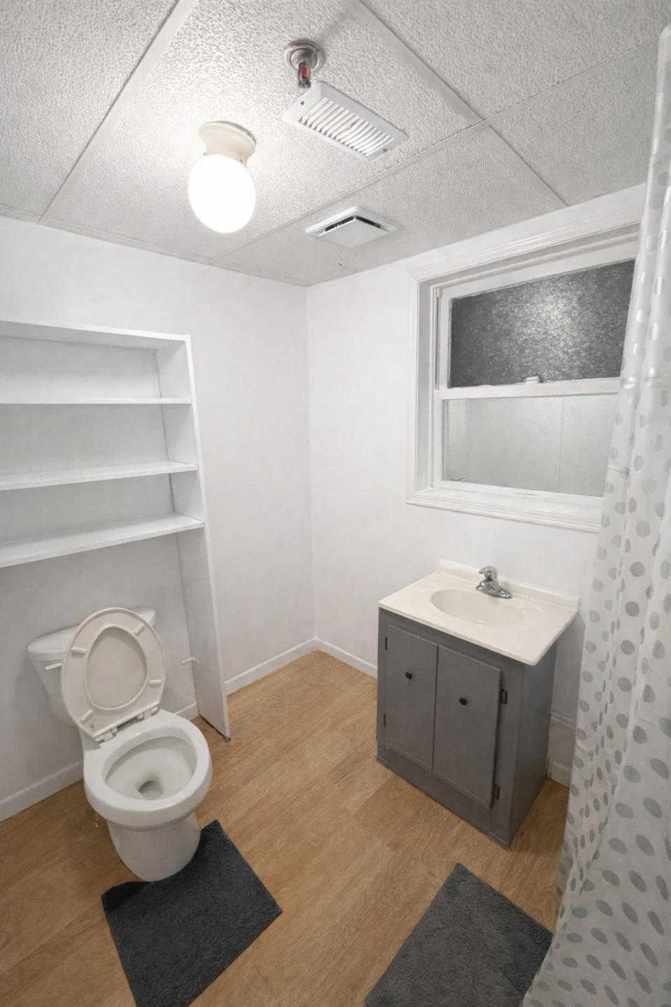 2 Bed 1 Bath | Central Bradford Rent 🏠 - photo 5