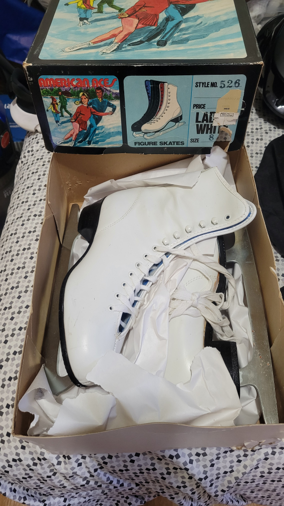 Ladies Figure Skates White Size 8